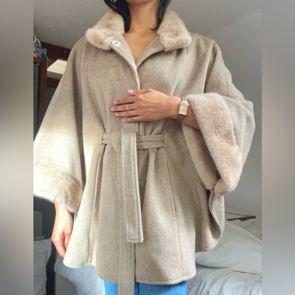NWT Luxurious PENNY LANE Wool Coat Faux Fur - Picture 9 of 14